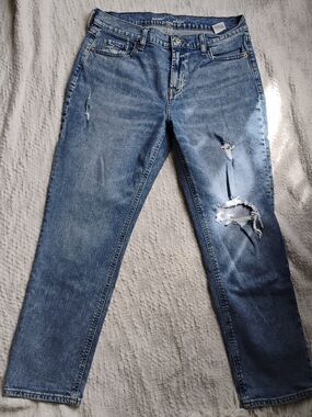 Old Navy Boyfriend Light Blue Distressed Straight Leg Jeans